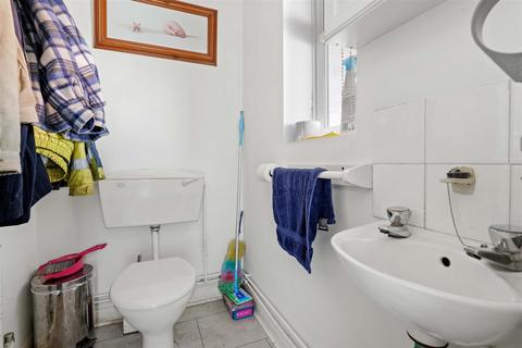 11 Middletown Lane, Studley, B80 7PN