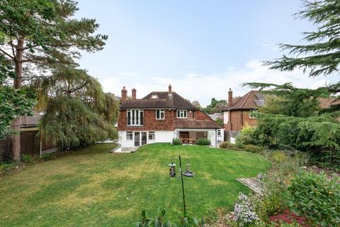 4 bedroom detached house for sale, Stone Road, Bromley