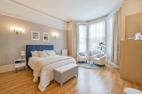 2 bedroom flat for sale, Perham Road, Barons Court, London, W14