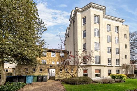 3 bedroom apartment for sale, The Chestnuts, Chislehurst