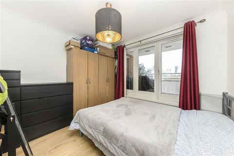 1 bedroom flat to rent, Odessa Street, London SE16