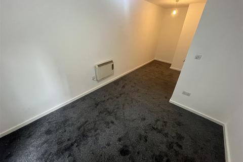 2 bedroom apartment to rent, Quay 5, Ordsall Lane, Salford