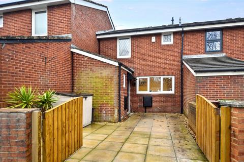 3 bedroom townhouse for sale, Windmill Chase, Rothwell, Leeds, West Yorkshire