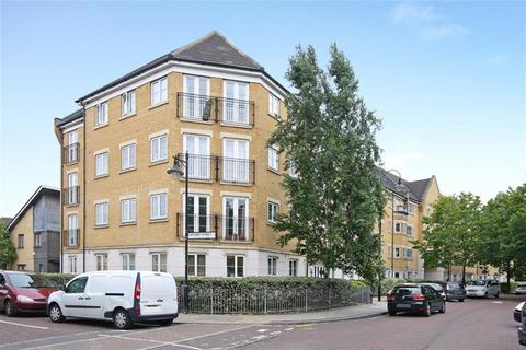 2 bedroom flat to rent, Kelly Avenue , London, SE15 5LA