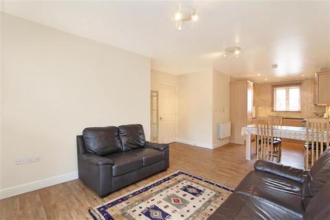 2 bedroom flat to rent, Kelly Avenue , London, SE15 5LA