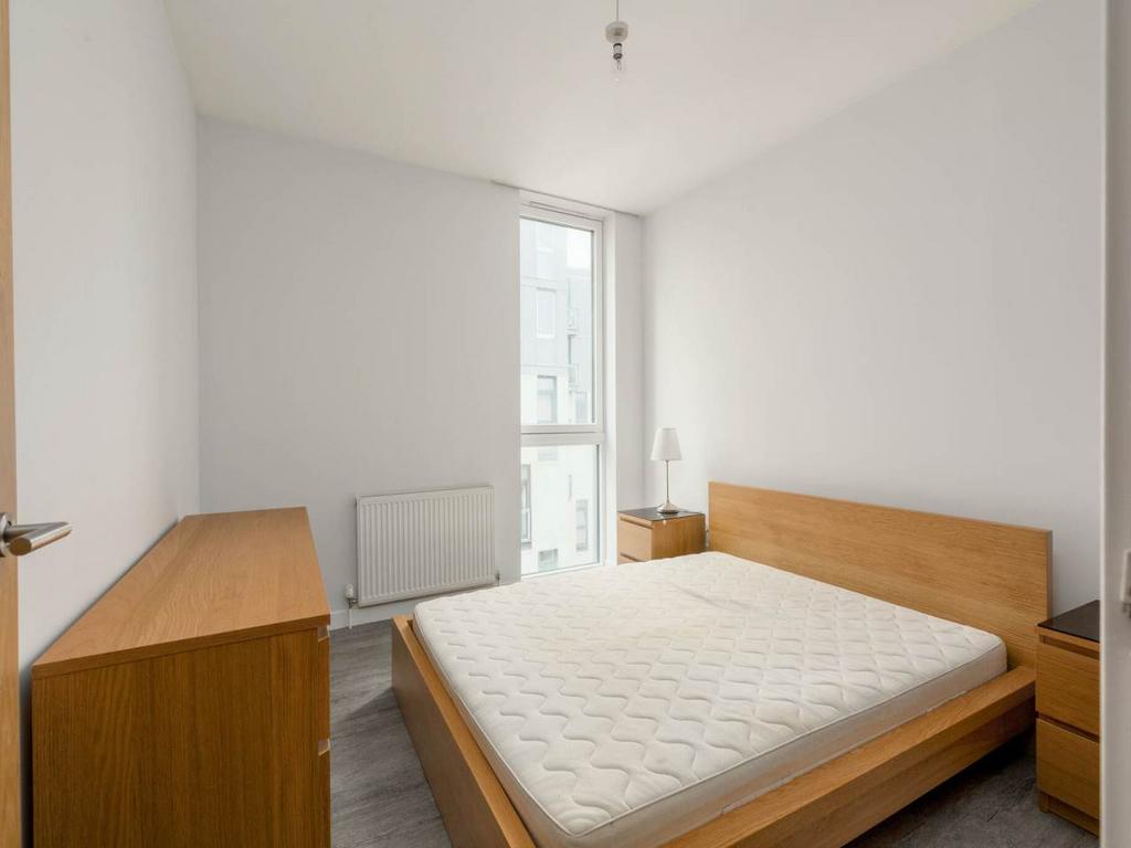 72710 Oswald St-027a