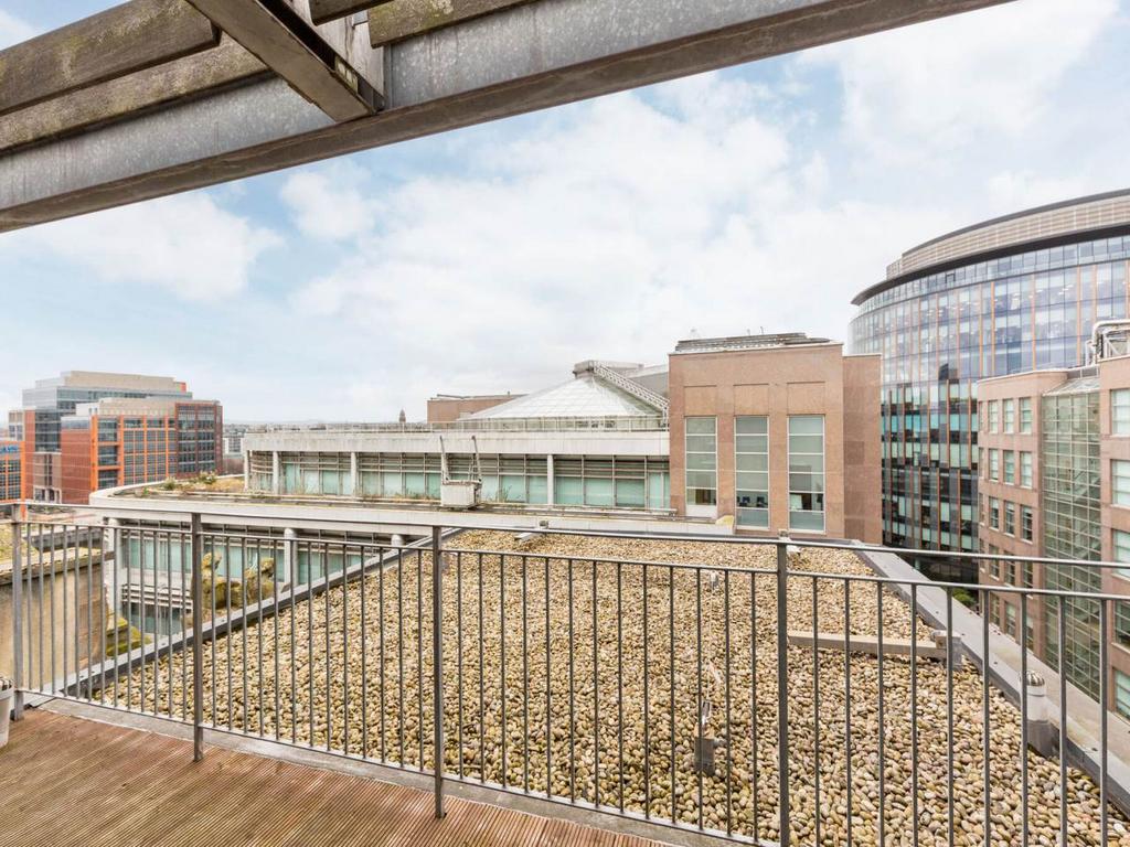 72710 Oswald St-045a