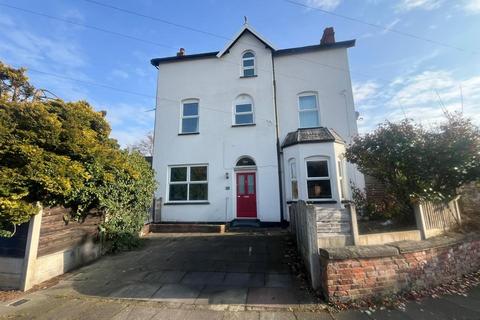 4 bedroom end of terrace house for sale, Victoria Drive, Sale