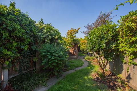 2 bedroom terraced house to rent, Manor Grove, Richmond