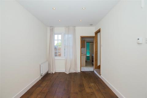 2 bedroom terraced house to rent, Manor Grove, Richmond