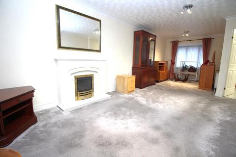 2 bedroom end of terrace house for sale, Courville Close, Alveston, Bristol