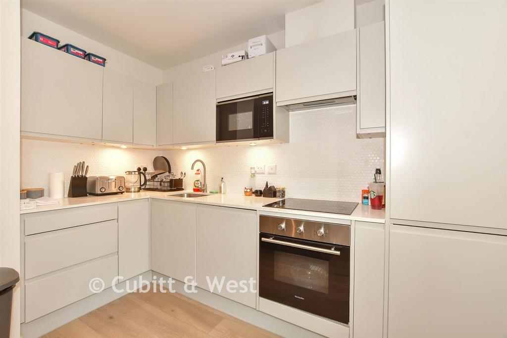 Lounge/Kitchen