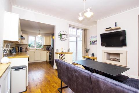20 Sunnyhurst Lane, Darwen, BB3 1JN