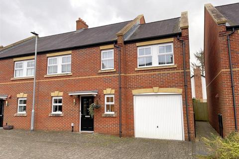 4 bedroom semi-detached house for sale, Millstream, Exeter EX2