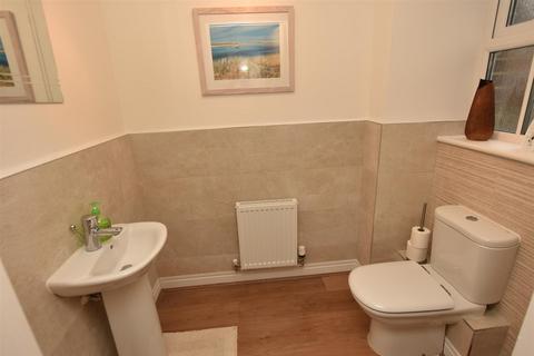 4 bedroom semi-detached house for sale, Millstream, Exeter EX2