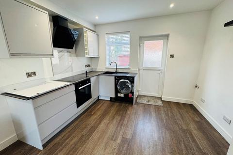 2 bedroom end of terrace house for sale, Mee Street, Macclesfield, SK11