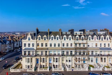 2 bedroom apartment for sale, Kingsway, Hove