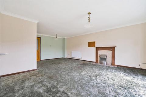 17 Batchelor Crescent, Crowborough, TN6 2TY
