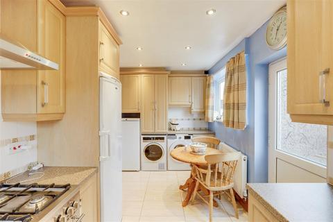 74 Bancroft Lane, Mansfield, NG18 5LN