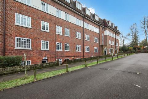 3 bedroom apartment to rent, Herga Court, Harrow On The Hill , HA1