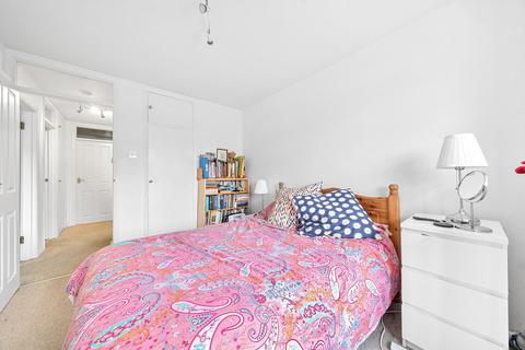 1 bedroom flat for sale, Galsworthy Road, Kingston Upon Thames, KT2