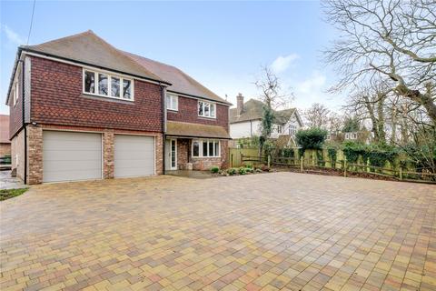 5 bedroom detached house to rent, Maidstone Road, Sutton Valence, Maidstone, Kent, ME17