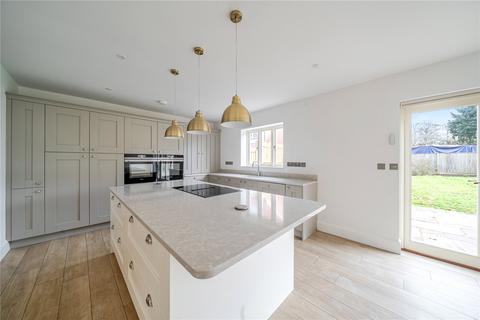 5 bedroom detached house to rent, Maidstone Road, Sutton Valence, Maidstone, Kent, ME17