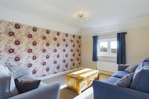 2 bedroom flat for sale, Running Foxes Lane, Ashford, Ashford, TN23