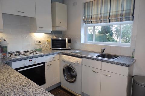 2 bedroom house to rent, Stead Hill Way, Thackley, Bradford, West Yorkshire, UK, BD10