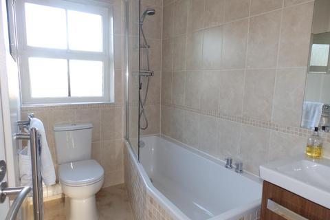 2 bedroom house to rent, Stead Hill Way, Thackley, Bradford, West Yorkshire, UK, BD10