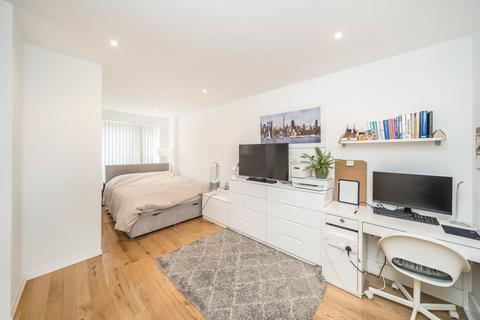 2 bedroom apartment for sale, 78 Grove Park NW9