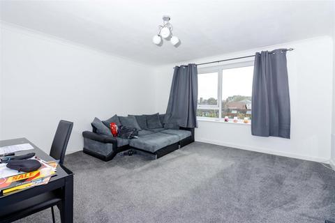 2 bedroom flat for sale, St. Georges Road, Worthing