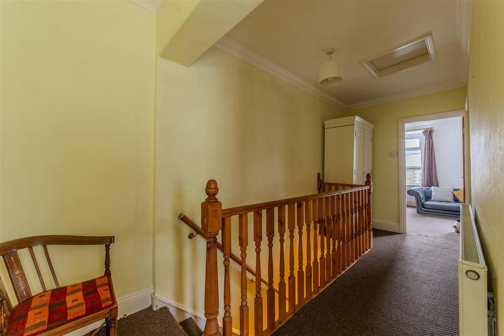37 Wainfelin Road-6.jpg