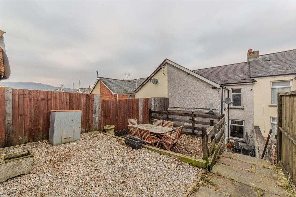 37 Wainfelin Road-19.jpg