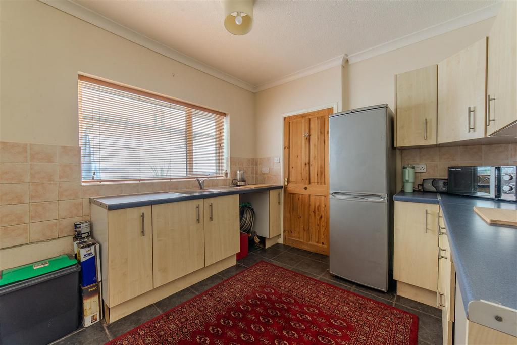 37 Wainfelin Road-14.jpg