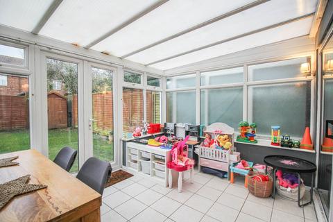 7 Carpenter Close, Weston-super-mare, BS23 3JA