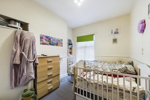 8 Brooklyn Avenue, Hull, HU5 1ND