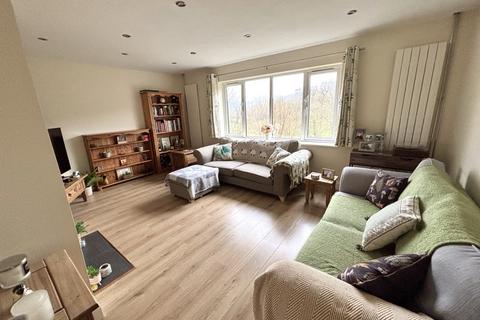 34 All Saints Road, Blakeney, GL15 4DU
