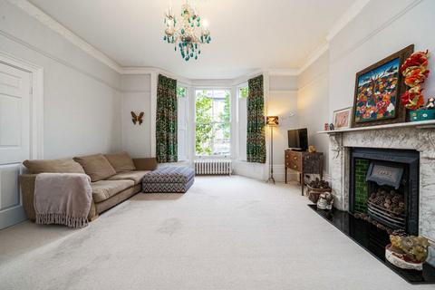 4 bedroom semi-detached house for sale, Woodlands Road, Isleworth TW7