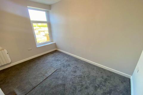 2 bedroom flat to rent, Pontardulais Road, Gorseinon, , Swansea