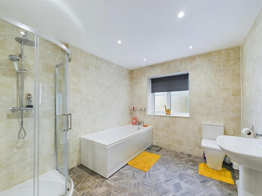 Family bathroom