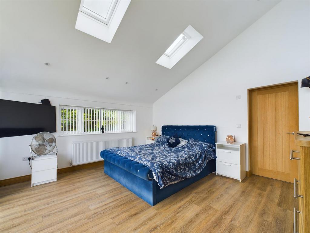 Main bedroom
