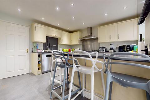 11 Bridgemere Close, Westcroft, Milton Keynes, MK4 4GL