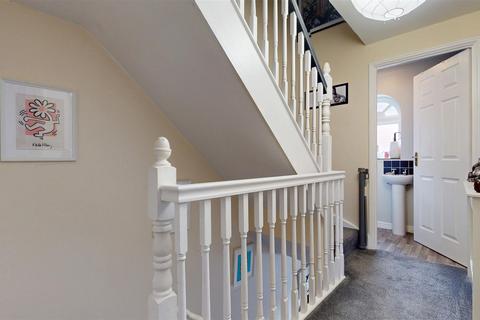 11 Bridgemere Close, Westcroft, Milton Keynes, MK4 4GL
