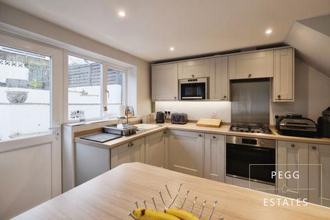 28 Byron Road, Torquay, TQ1 4PH