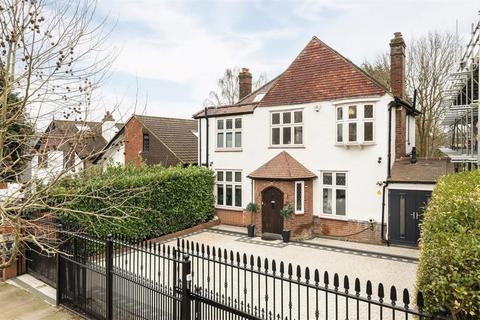 4 bedroom house for sale, Winn Road, London SE12