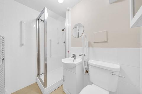 1 bedroom apartment for sale, Miller Court, 88 Mayplace Road East, Bexleyheath, Kent, DA7