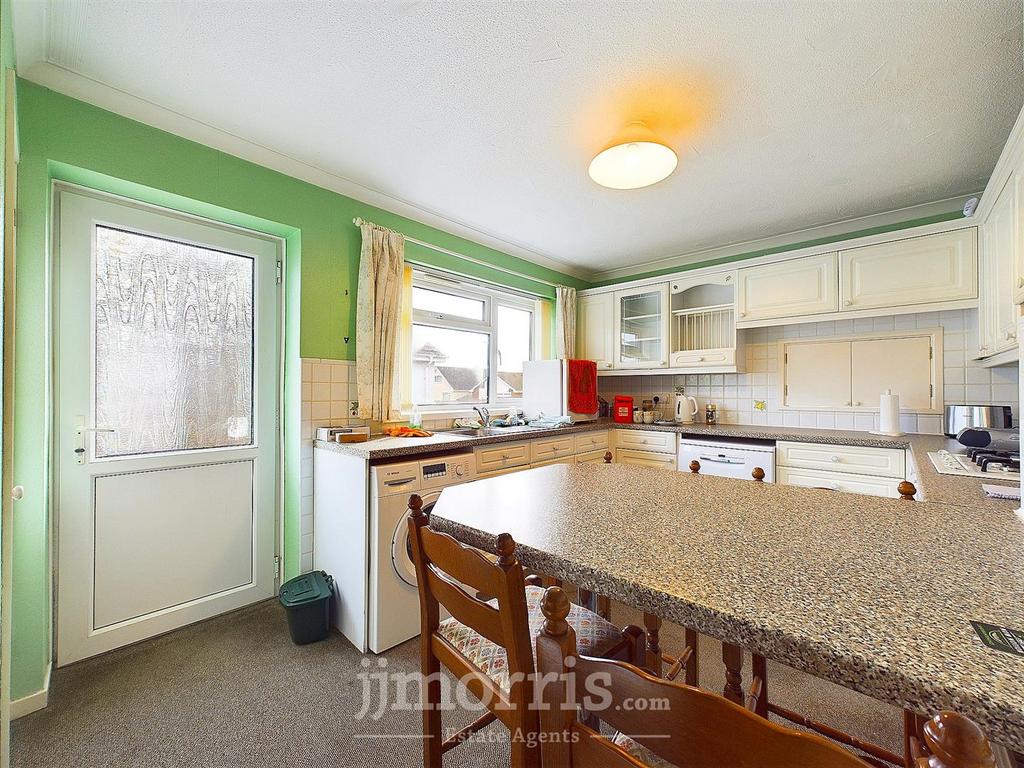 CAM03686 G0-PR0251-STILL010.jpg