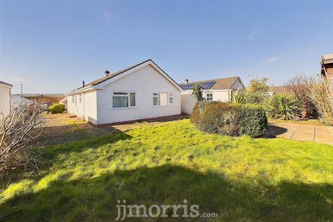 3 bedroom detached bungalow for sale, Heol Helyg, Cardigan
