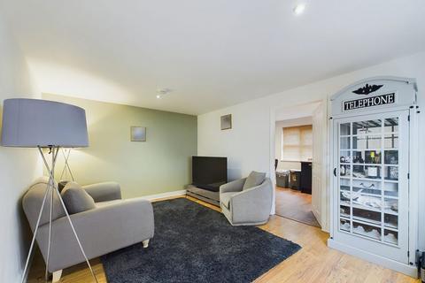 undefined, 17 Mount Square, East Crescent, Whitby